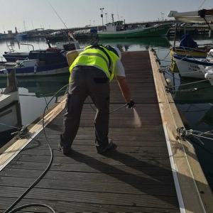Rehabilitación pavimento deportivo con epoxi al agua Blau Sport en Cambrils